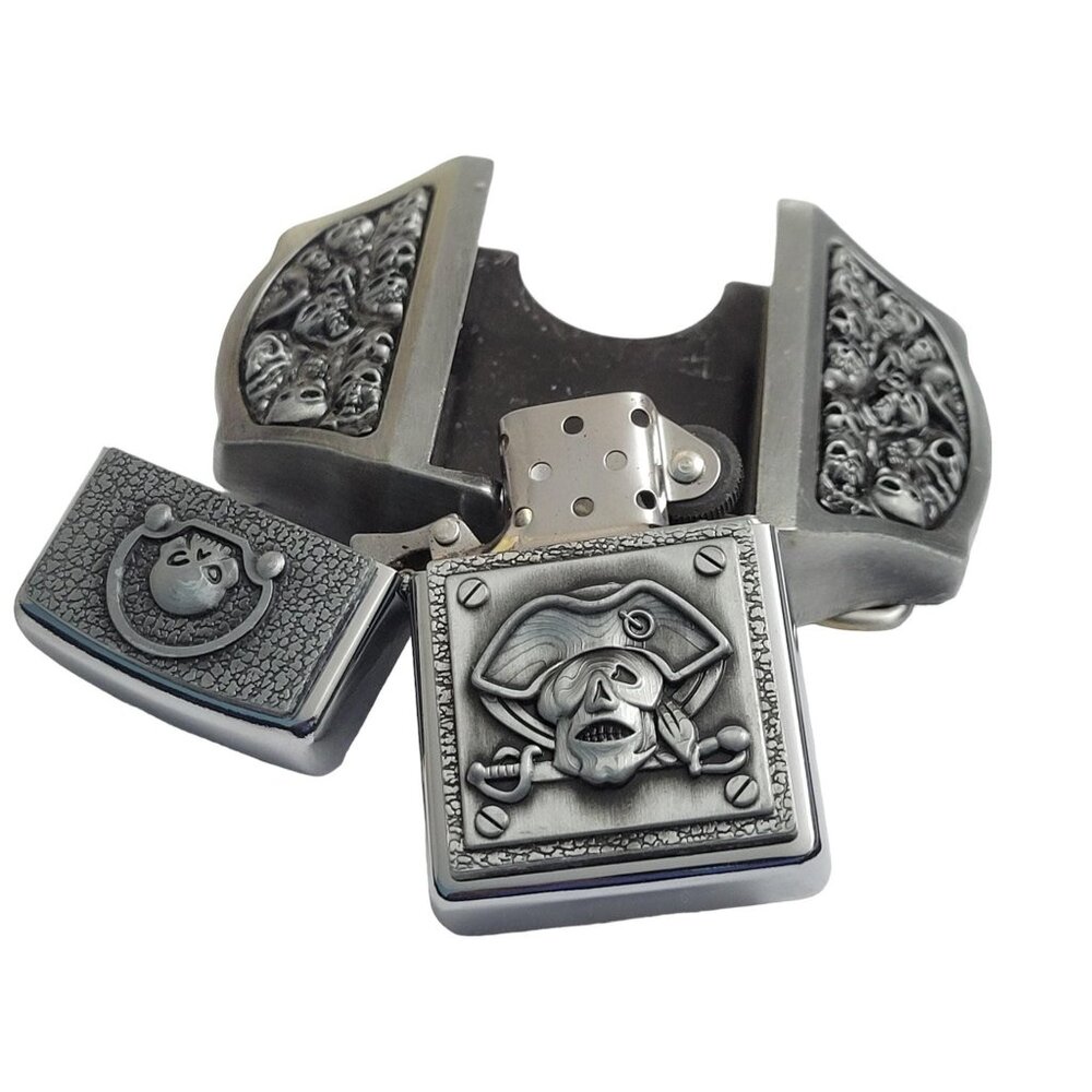 Antique Silver Finish Metal Pirate Skulls Lighter Belt Buckle - - Picture 5 of 10